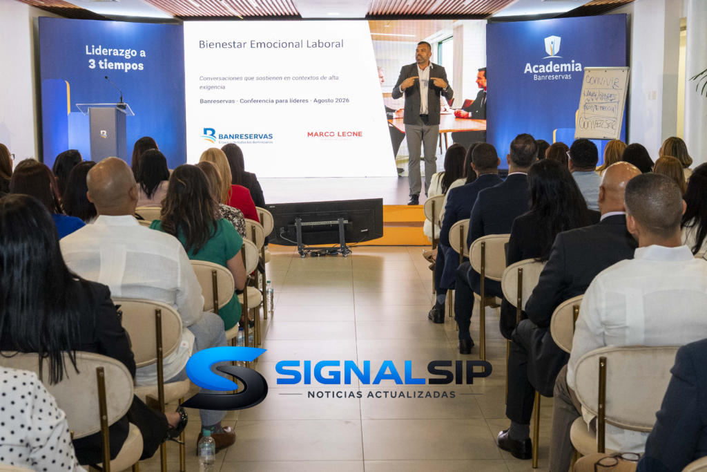 Academia Banreservas impulsa el liderazgo mediante un ciclo de conferencias