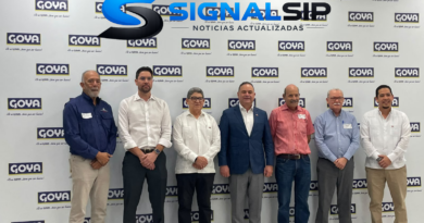 Ministro de Agricultura recorre las instalaciones de Goya Santo Domingo y se familiariza con sus procesos de producción, manufactura y distribución
